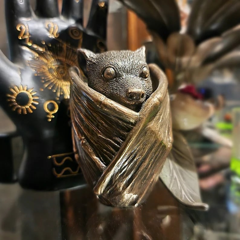 🦇 LAST DAY 49% OFF | Handmade Bronze Bat Jewelry Box – Gothic Trinket Cup & Ring Holder Gift