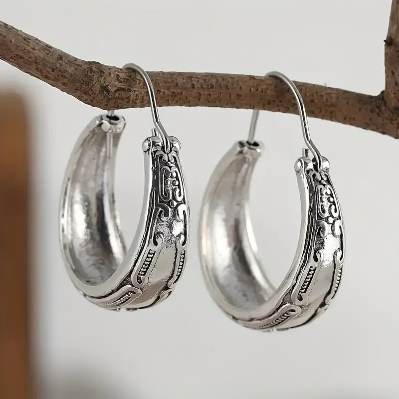 Vintage Carved Pattern Hoop Earrings Simple Retro Style Zinc Alloy Jewelry Trendy Female Gift