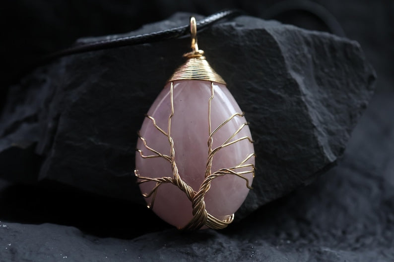 Seven Chakra Healing Gemstones, Copper Wired Crystal Pendant, Daily Spiritual Healing Jewelry for Life Fulfilment Meditation