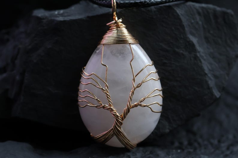 Seven Chakra Healing Gemstones, Copper Wired Crystal Pendant, Daily Spiritual Healing Jewelry for Life Fulfilment Meditation