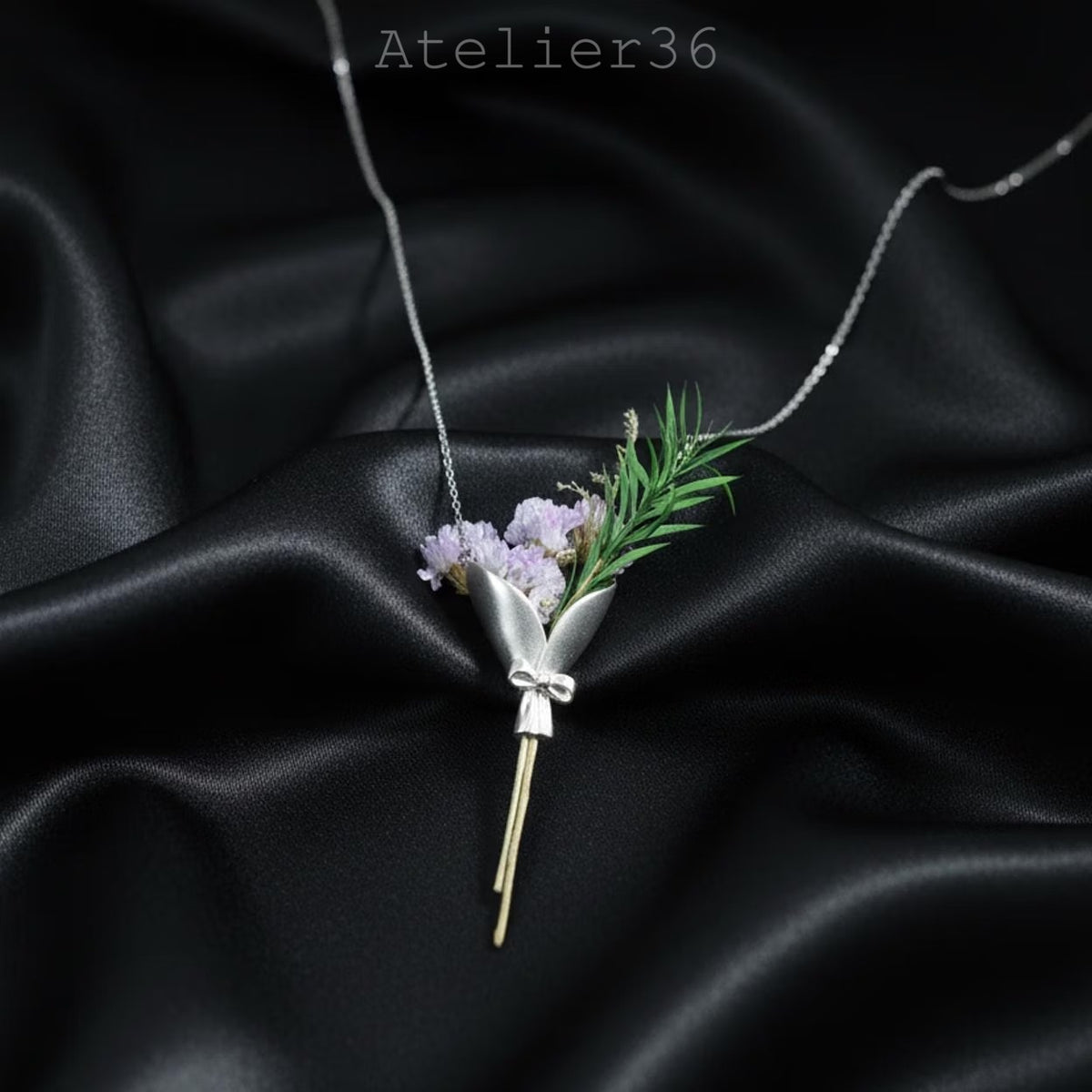 Bloomelle Flower Necklace