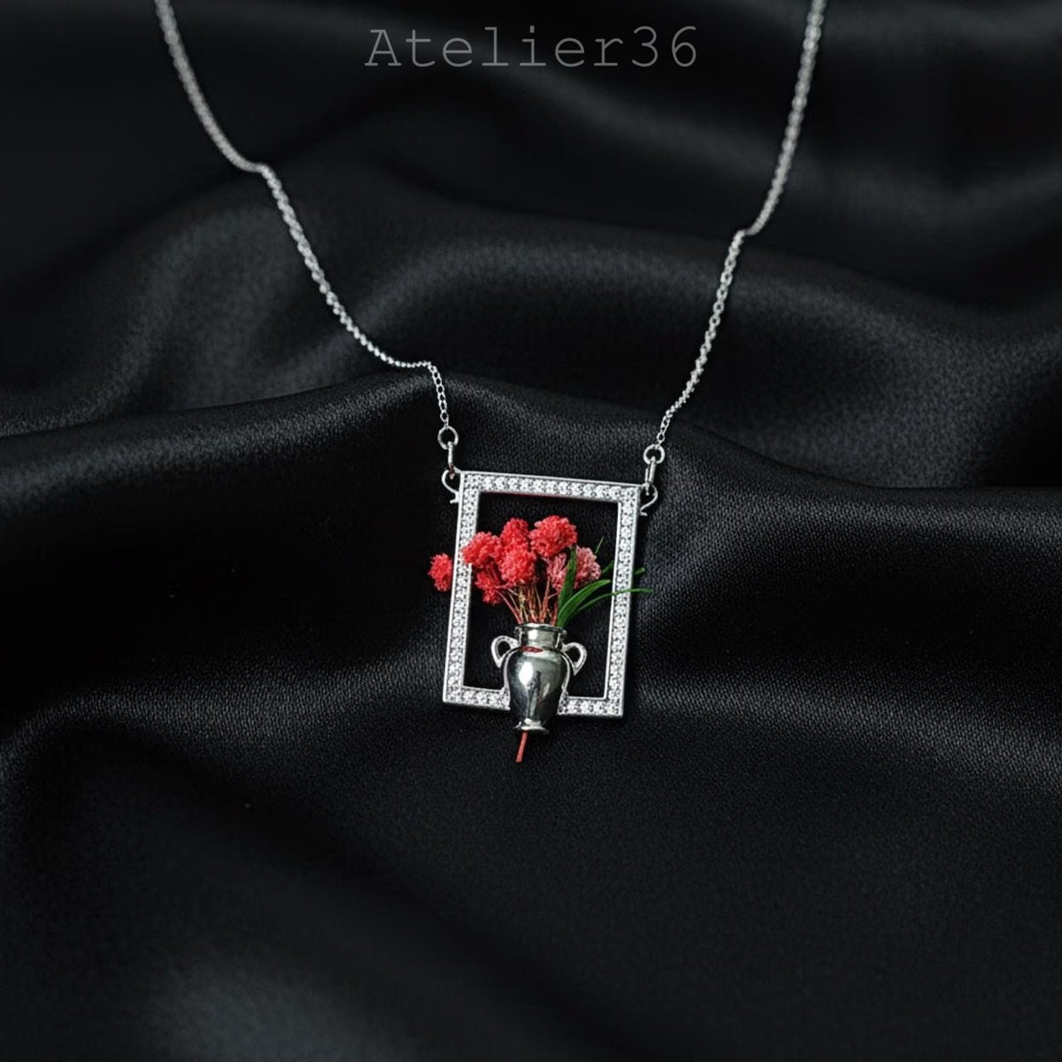Bloomelle Flower Necklace