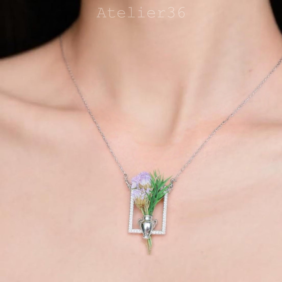 Bloomelle Flower Necklace