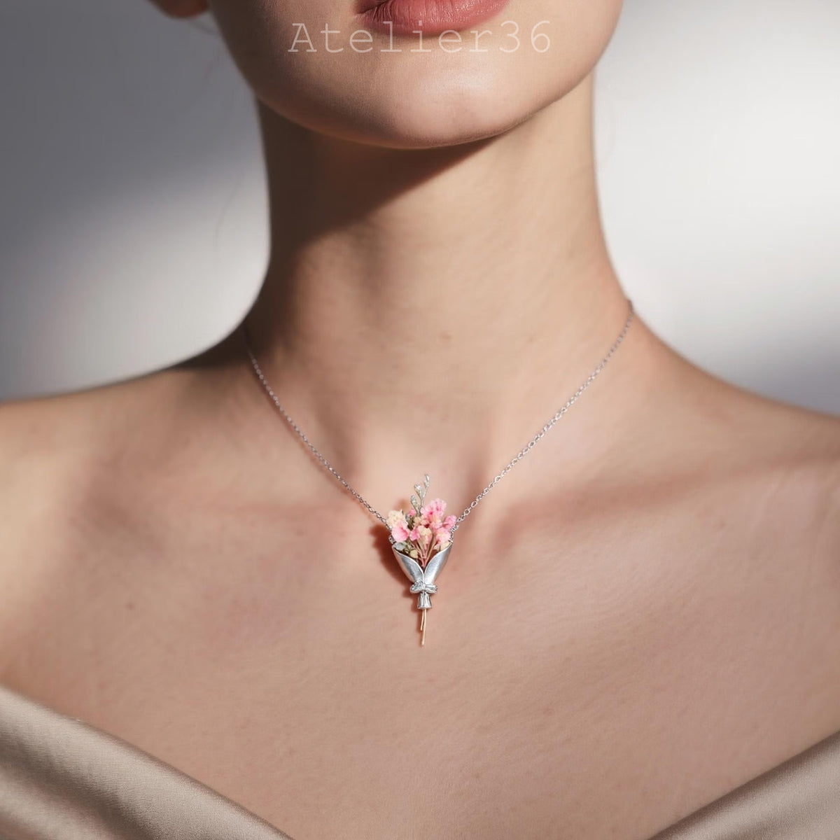 Bloomelle Flower Necklace